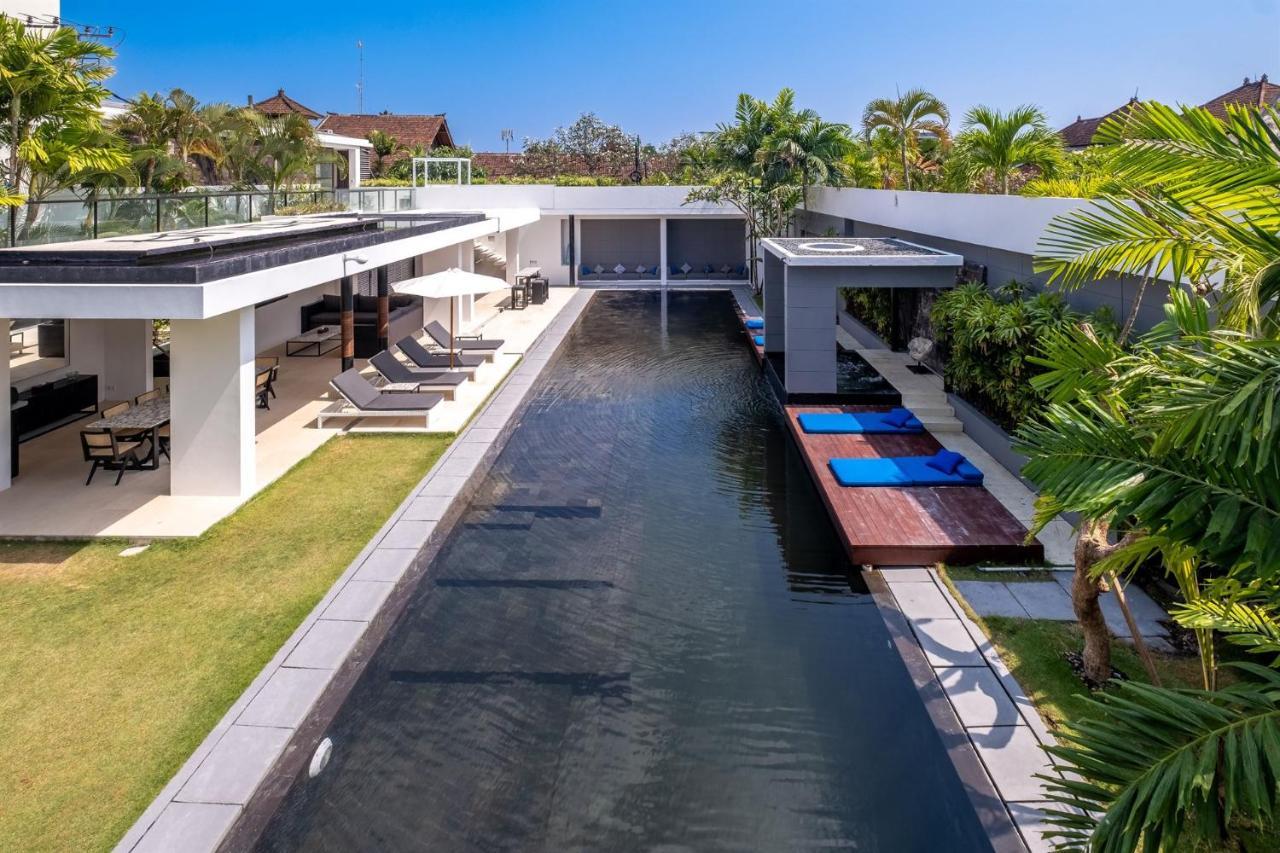विला Aqua Seminyak (Bali)